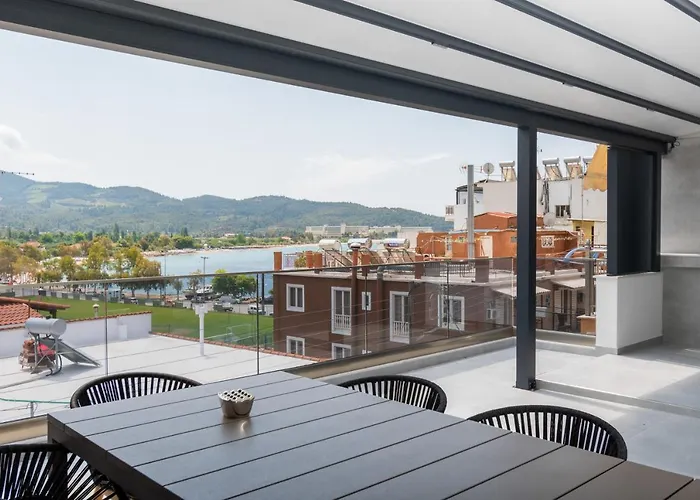 Sithoniars Luxury 2nd Floor Roofgarden With Unique Seaview